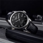 揭秘天梭：探索腕间艺术与精准时光的完美融合